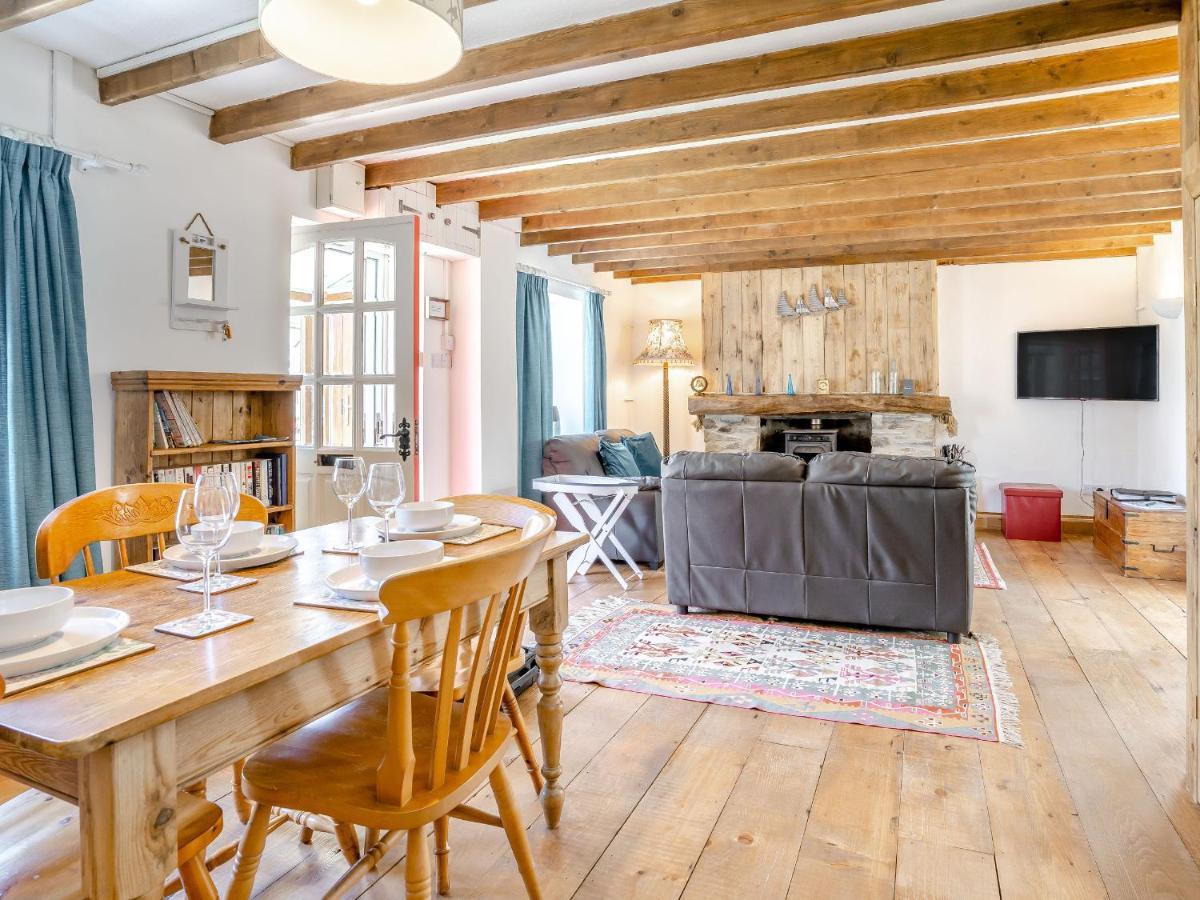 Sea Pickle Cottage Хаверфордуэст Экстерьер фото