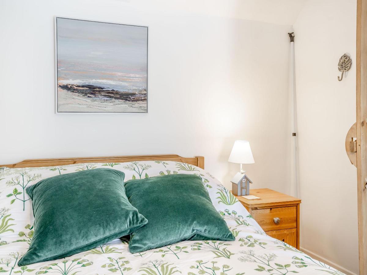Sea Pickle Cottage Хаверфордуэст Экстерьер фото